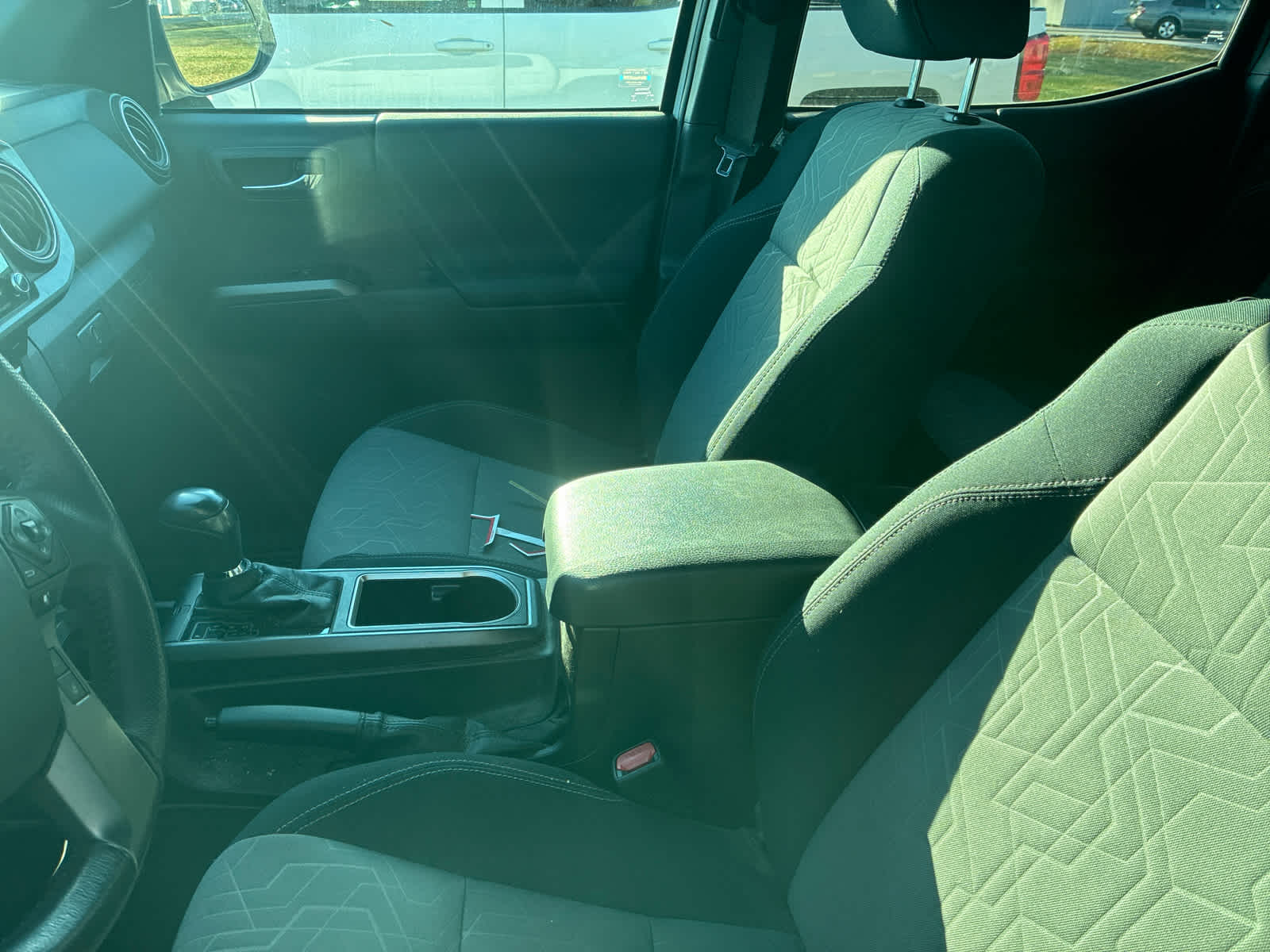 2023 Toyota Tacoma SR photo 3