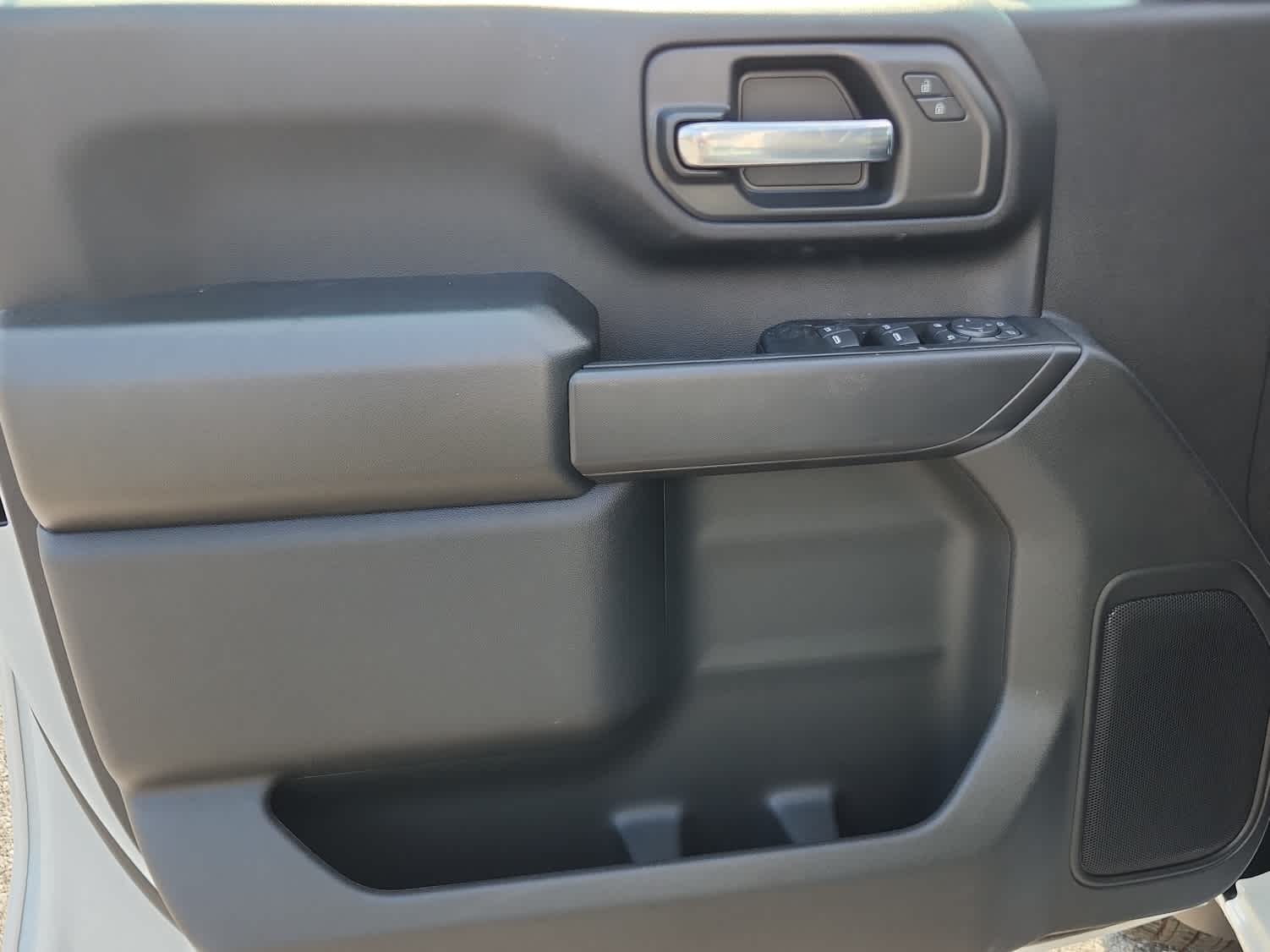 2025 GMC Sierra 3500 Chassis Cab Pro - Photo 9