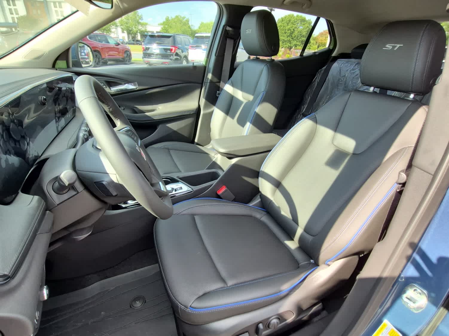 2026 Buick Encore GX Sport Touring - Photo 10