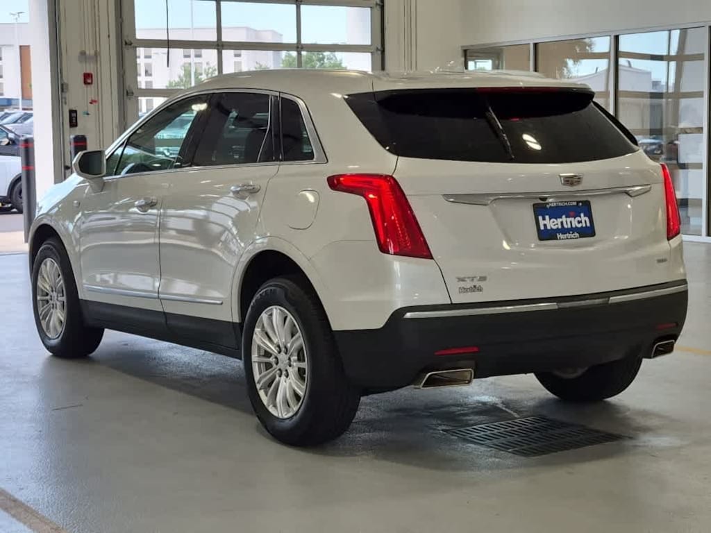 Used 2018 CADILLAC XT5 FWD SUV