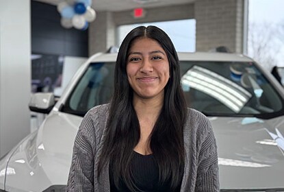 Staff member Betsy Perez Carmona from ID_cfc314889d52