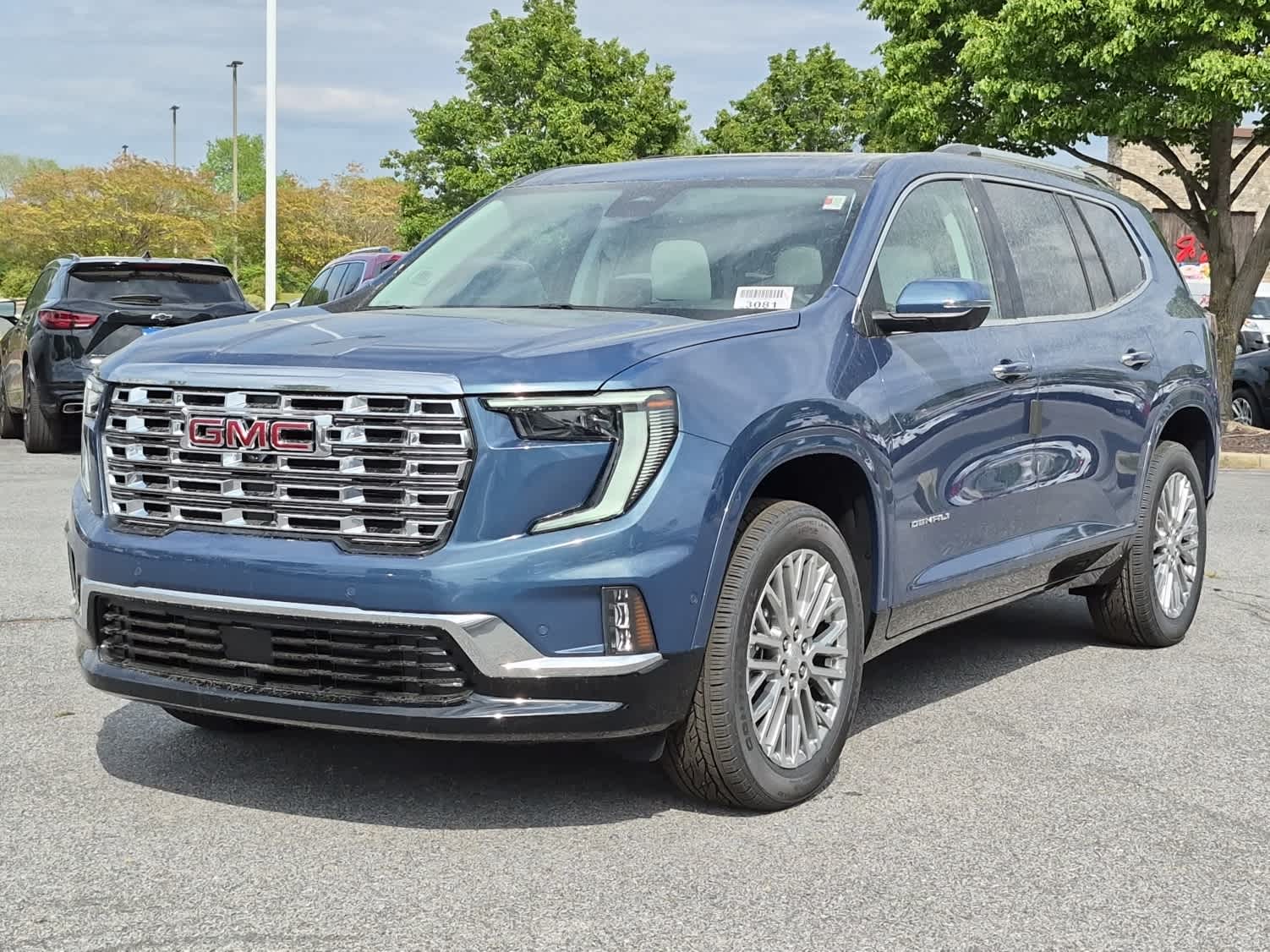 2026 GMC Acadia Denali FWD's photo