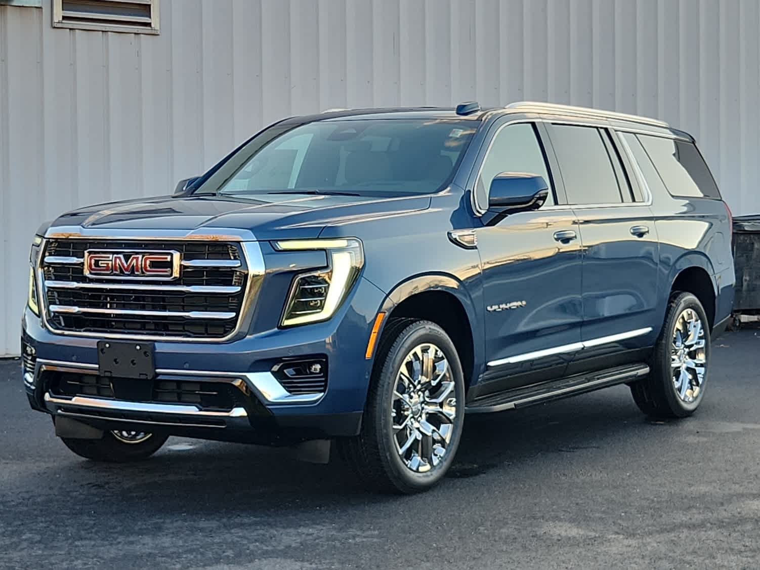 2026 GMC Yukon XL Elevation's photo