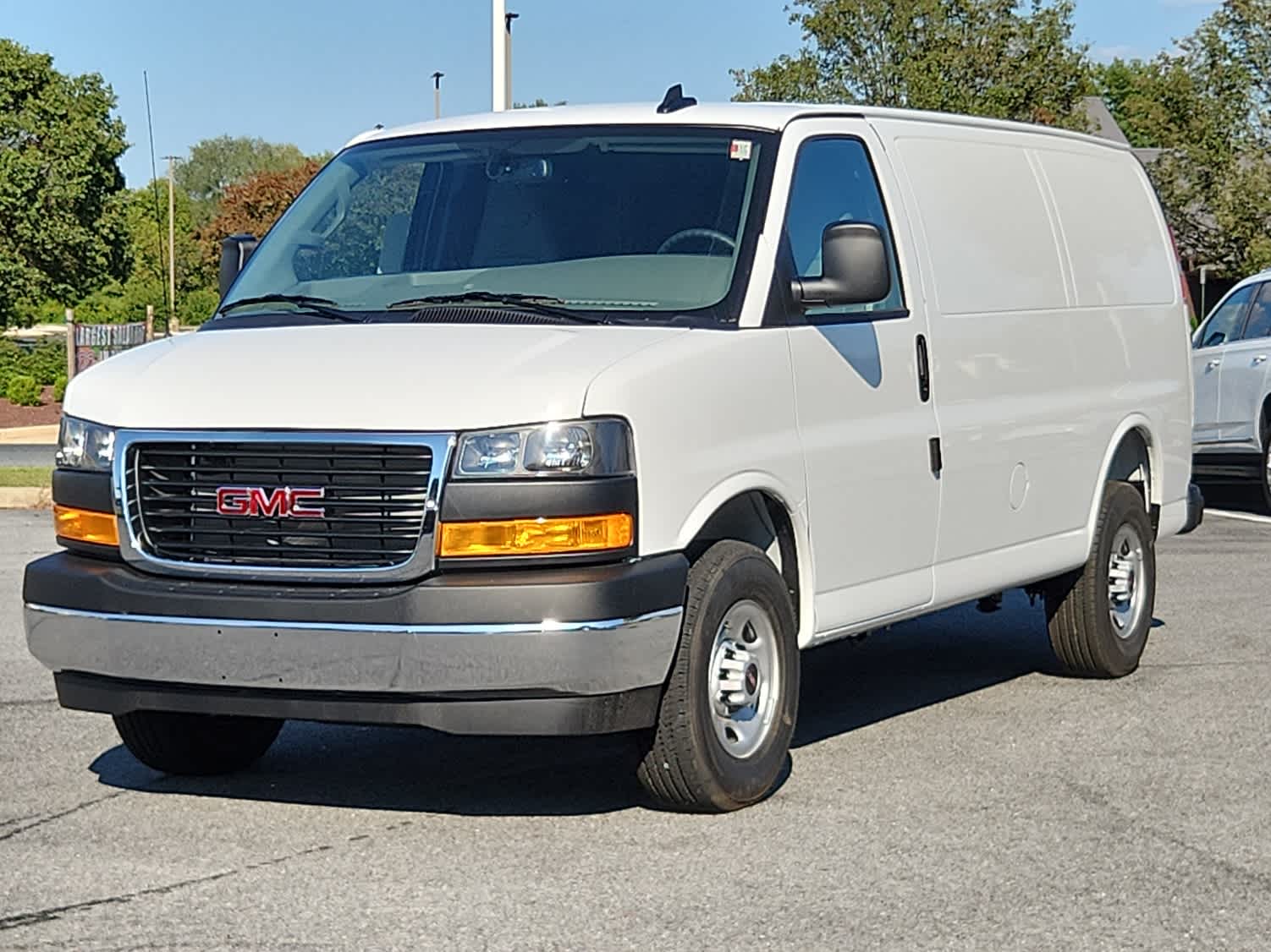 2025 GMC Savana Cargo Work Van's photo