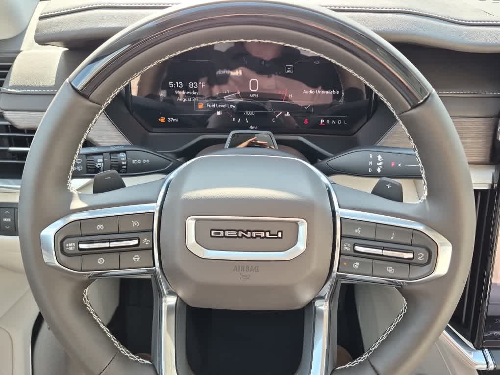2027 GMC Acadia Denali - Photo 17