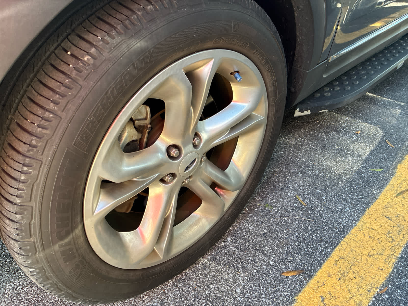 2014 Ford Explorer Limited photo 3