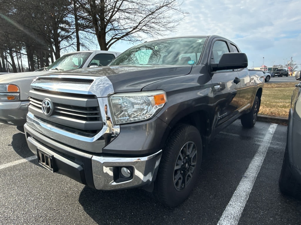 Used 2014 Toyota Tundra 4WD Truck SR