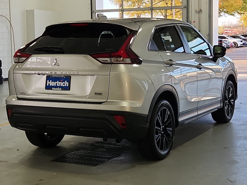 Used 2023 Mitsubishi Eclipse Cross LE