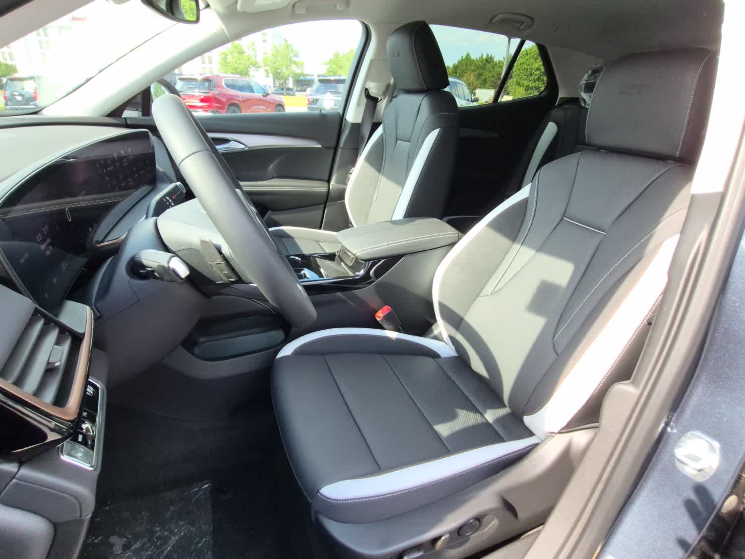 2026 Buick Envision Sport Touring - Photo 10
