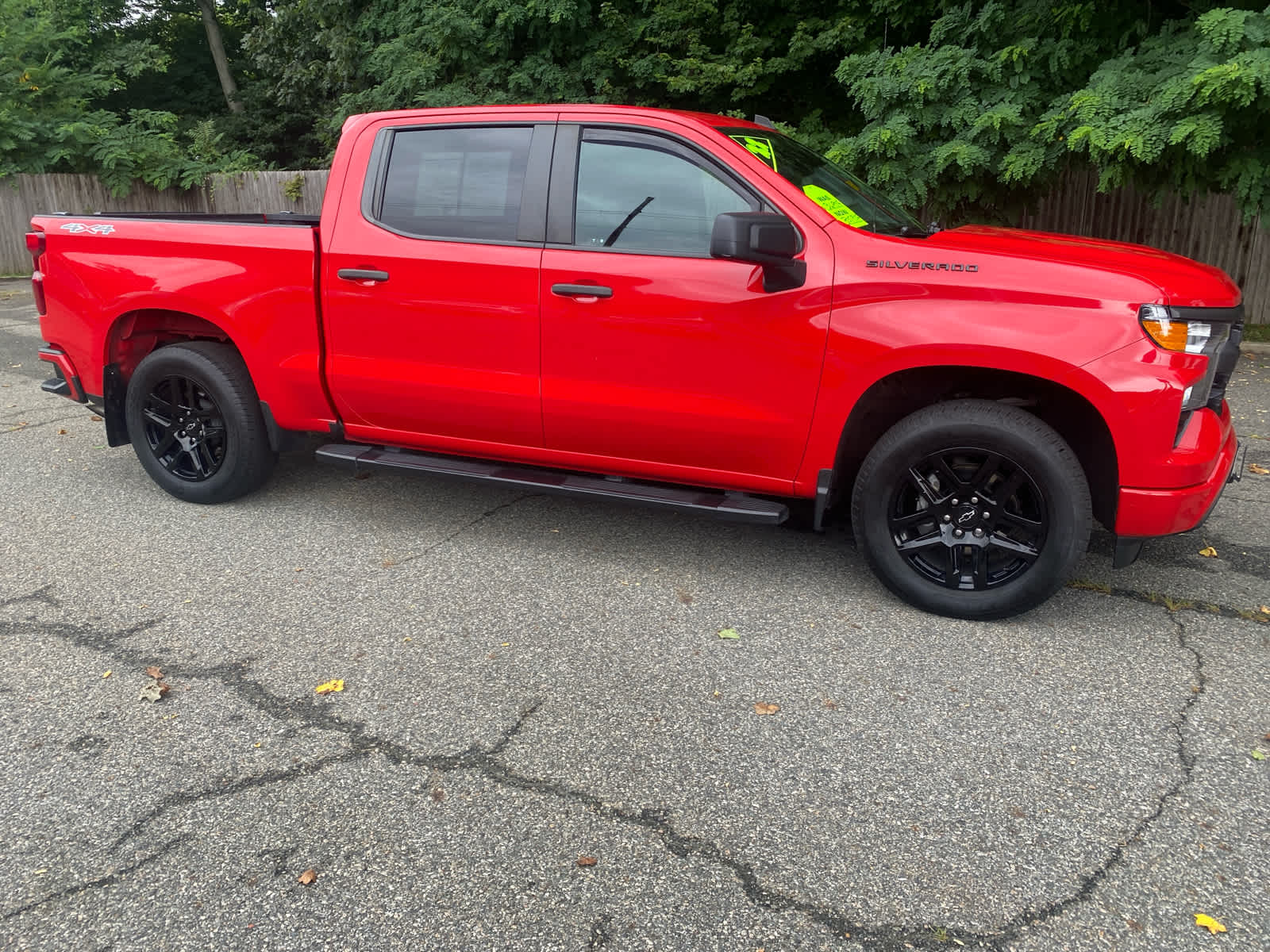 2022 Chevrolet Silverado 1500 Custom photo 3