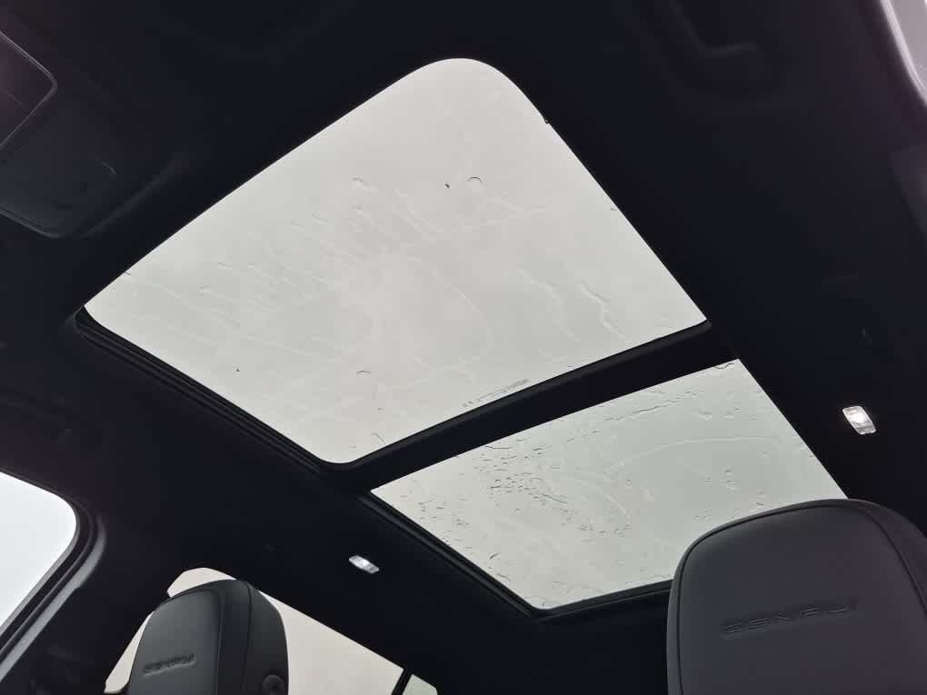 2027 GMC Acadia Denali - Photo 14