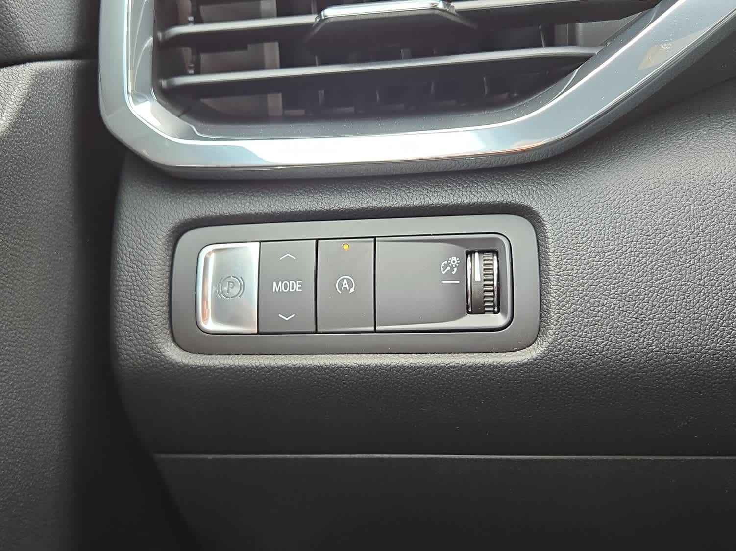 2026 GMC Acadia Elevation - Photo 18