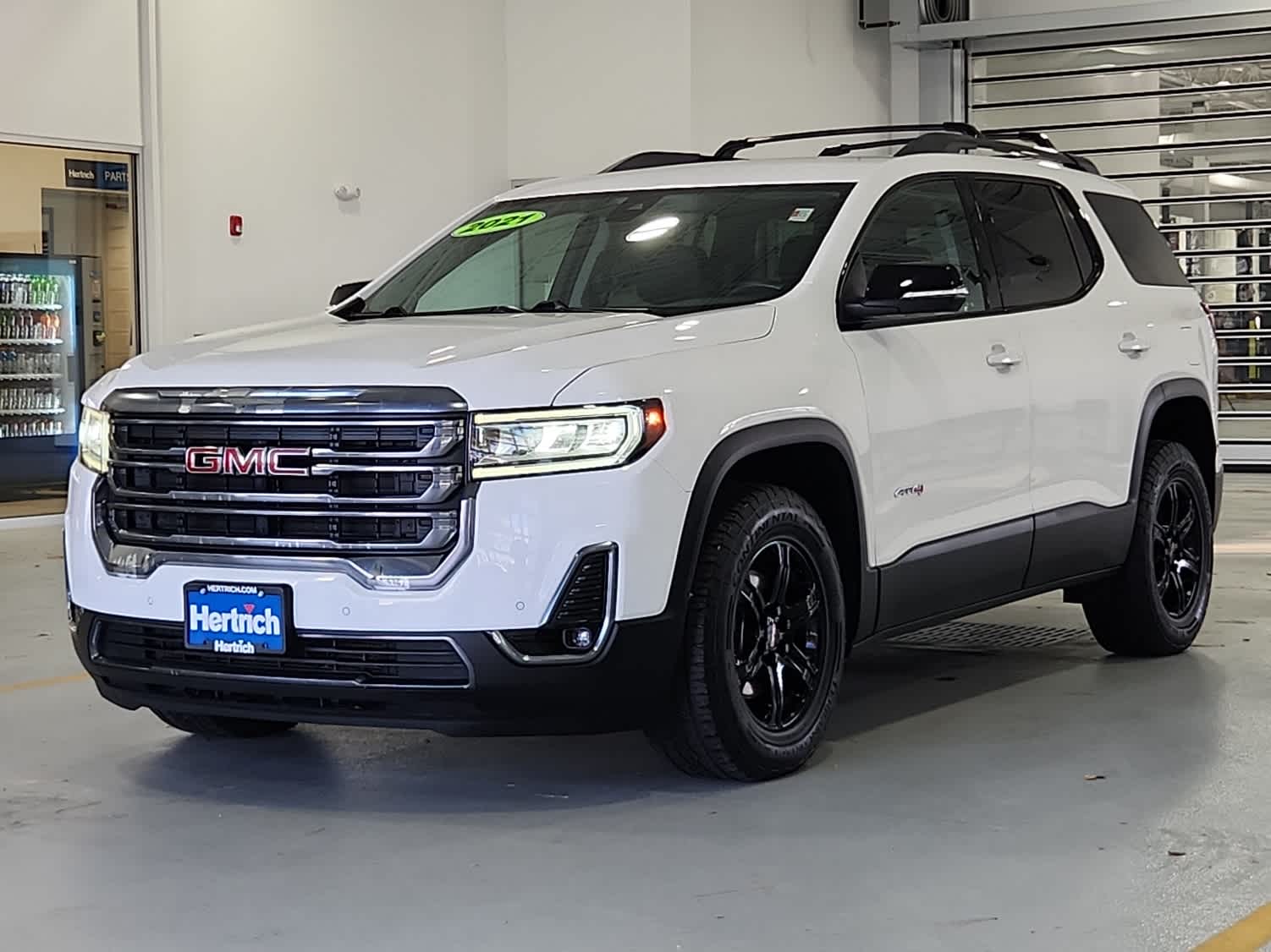 2022 Gmc Acadia Denali photo 2