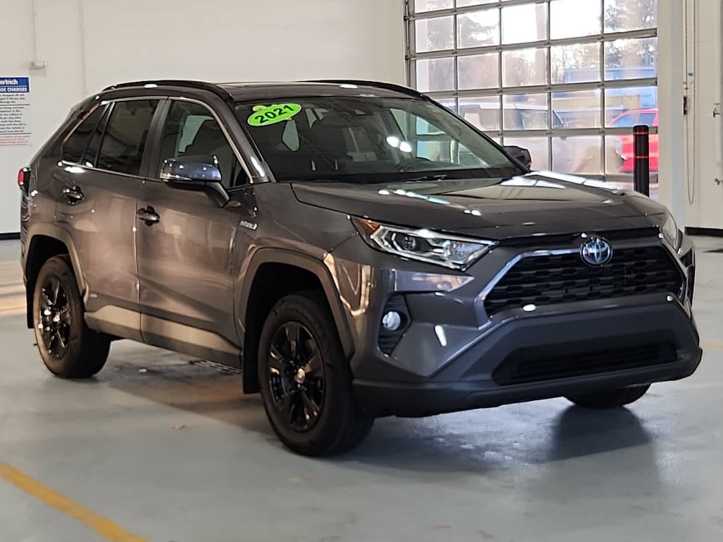 Used 2021 Toyota RAV4 Hybrid XLE
