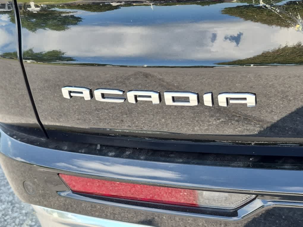 2027 GMC Acadia Denali - Photo 19