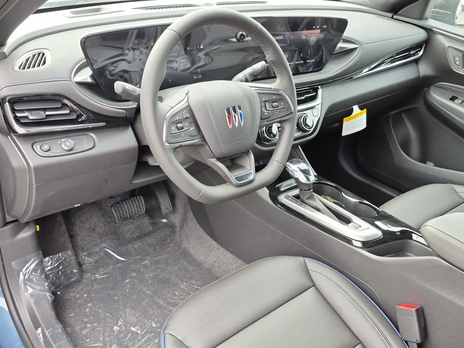 2026 Buick Envista Sport Touring - Photo 10