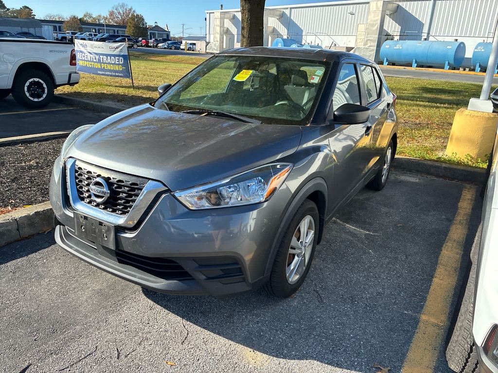 Used 2020 Nissan Kicks S