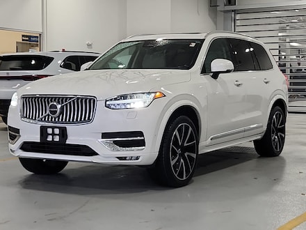 2023 Volvo XC90 Plus
