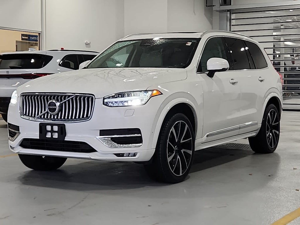 Used 2023 Volvo XC90 Plus