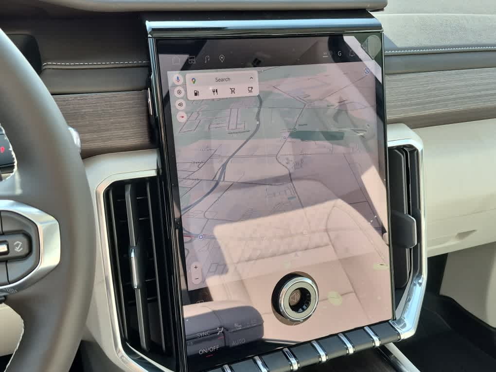 2027 GMC Acadia Denali - Photo 15