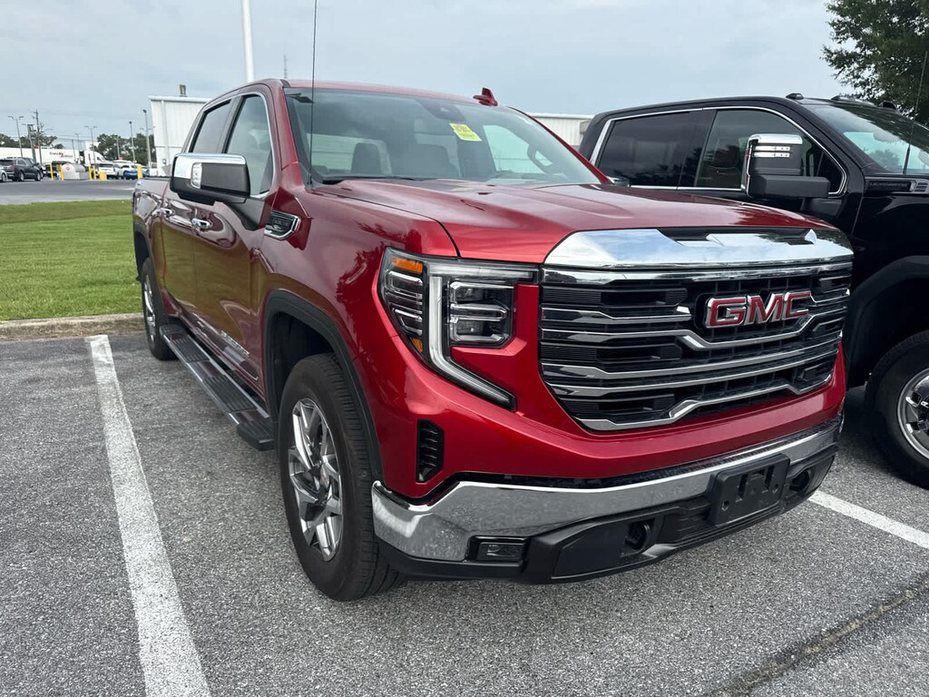 Used 2025 GMC Sierra 1500 SLT Truck