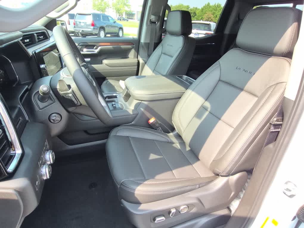 2026 GMC Sierra 1500 Denali - Photo 11