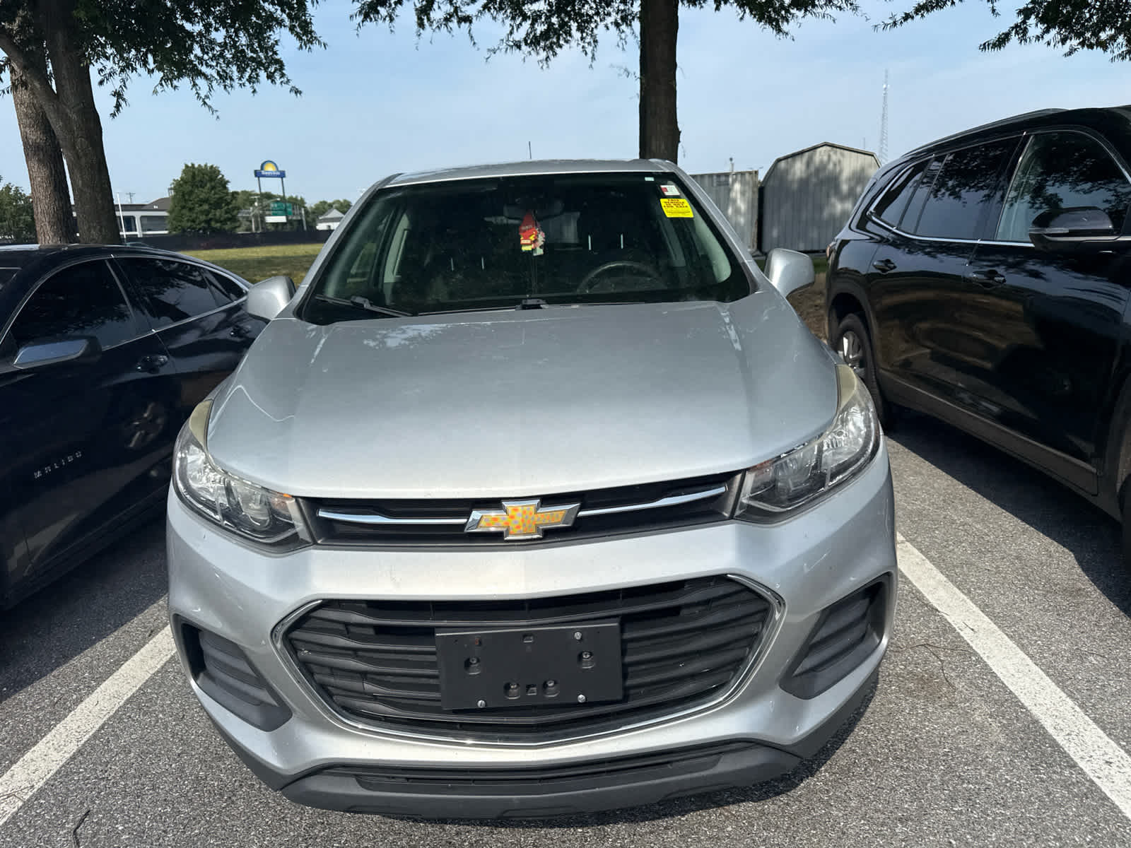 Used 2017 Chevrolet Trax LS with VIN 3GNCJNSB5HL203137 for sale in Salisbury, MD