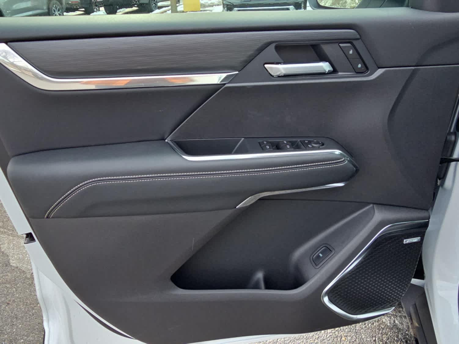 2026 GMC Acadia Elevation - Photo 11
