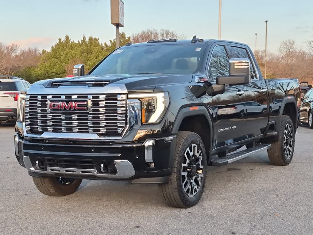 2026 GMC Sierra 2500HD Denali's photo