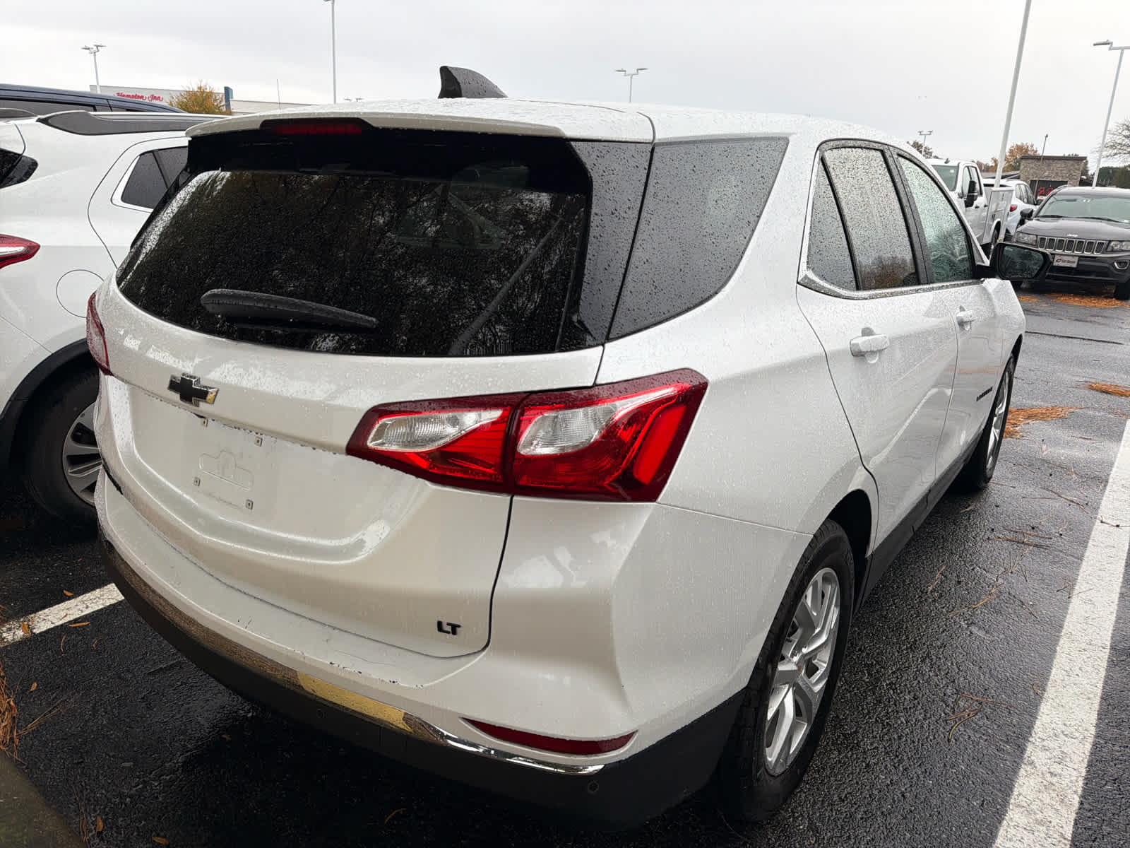 2021 Chevrolet Equinox LT photo 3