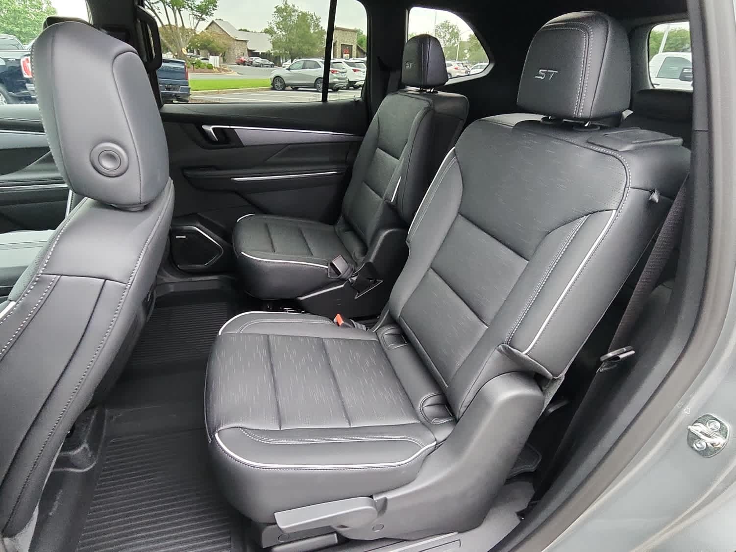 2026 Buick Enclave Sport Touring - Photo 9