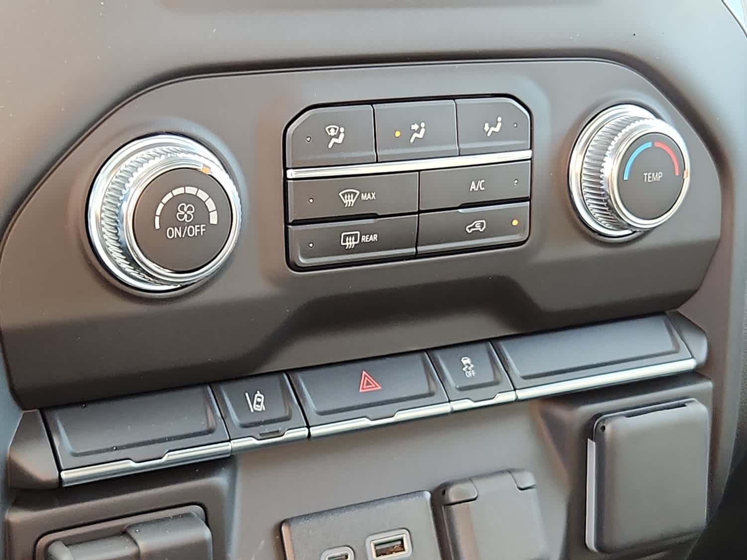 2025 GMC Sierra 2500HD Pro - Photo 14