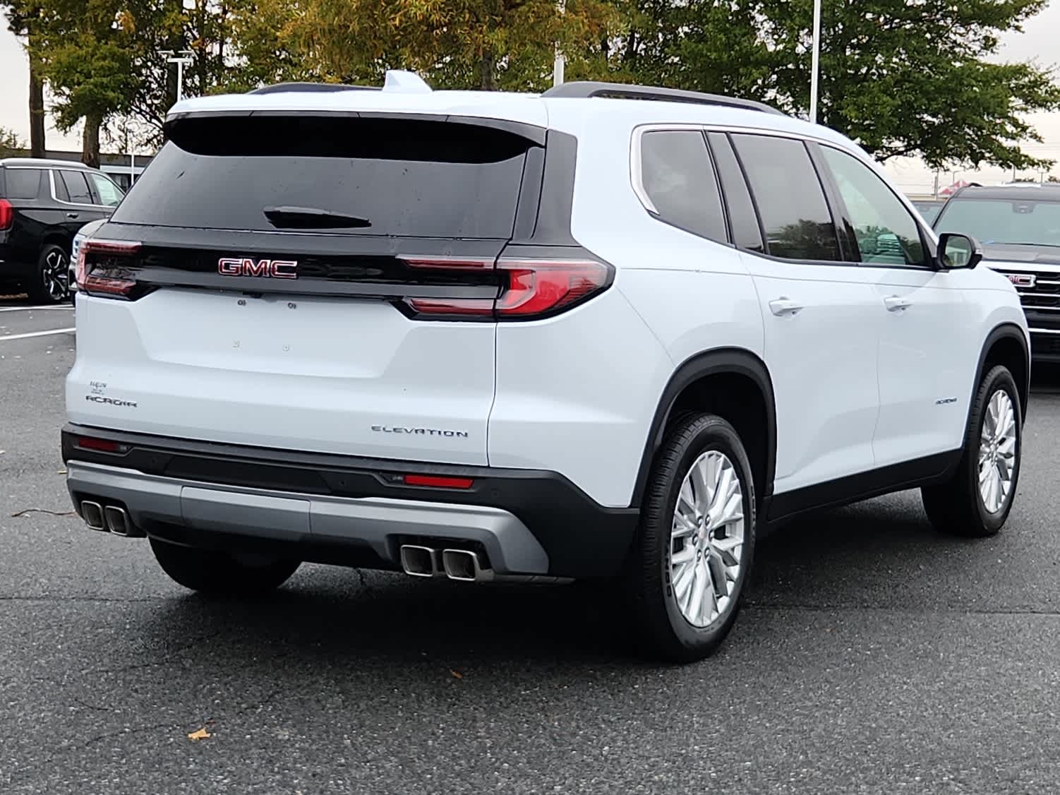 2026 Gmc Acadia Elevation photo 3
