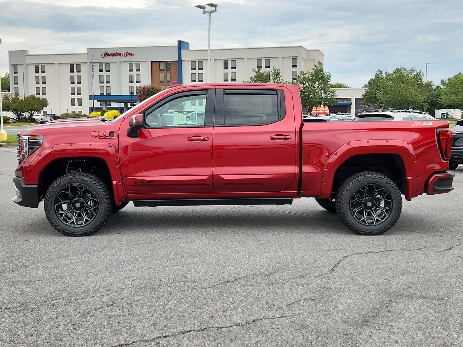 2025 GMC Sierra 1500 AT4 - Photo 6