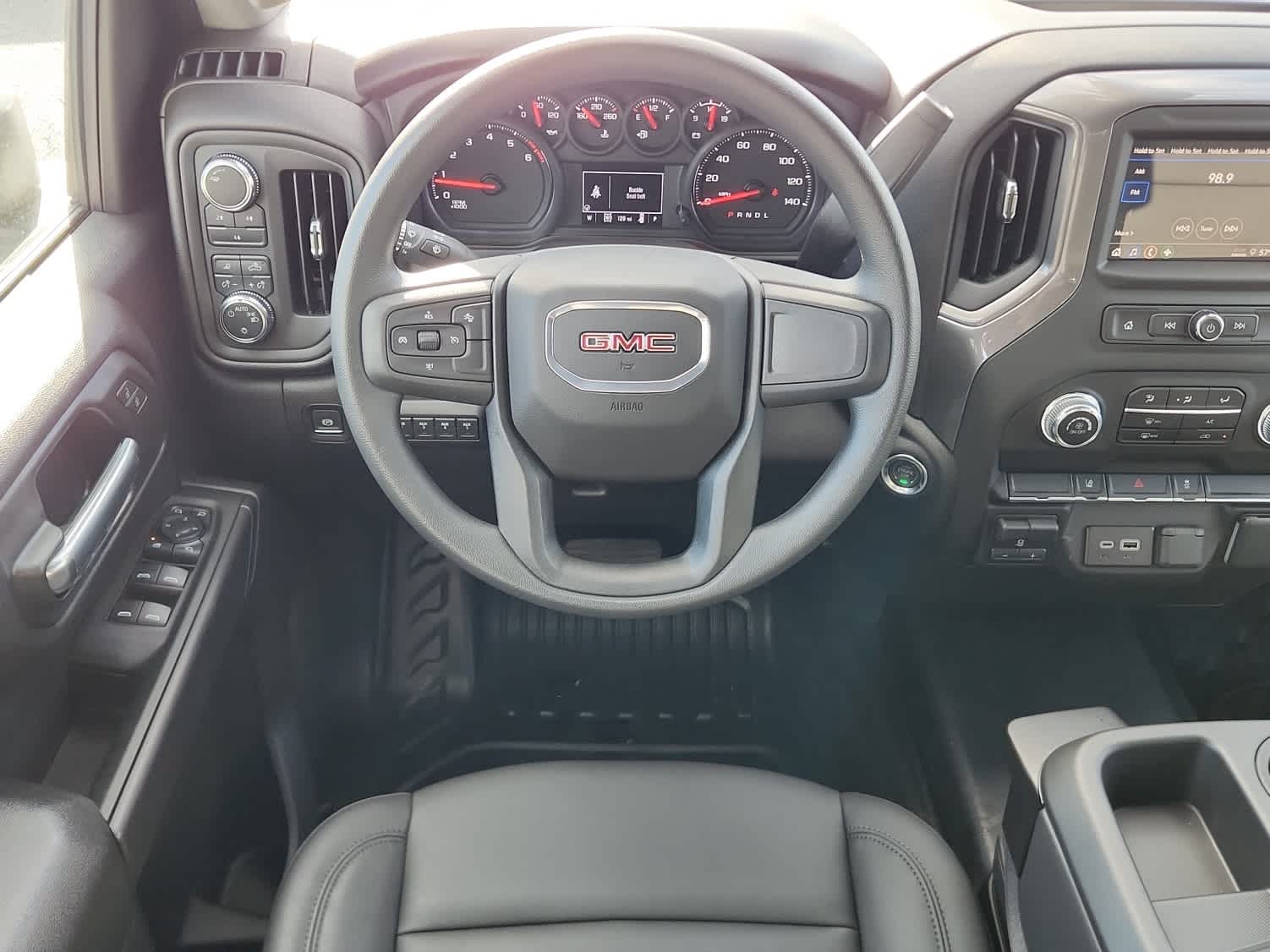 2025 GMC Sierra 2500HD Pro - Photo 8