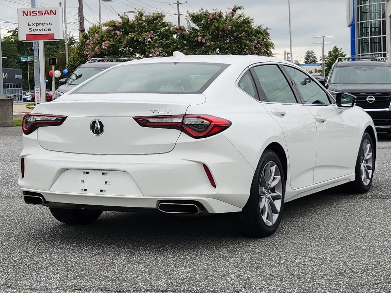 2022 Acura TLX photo 2