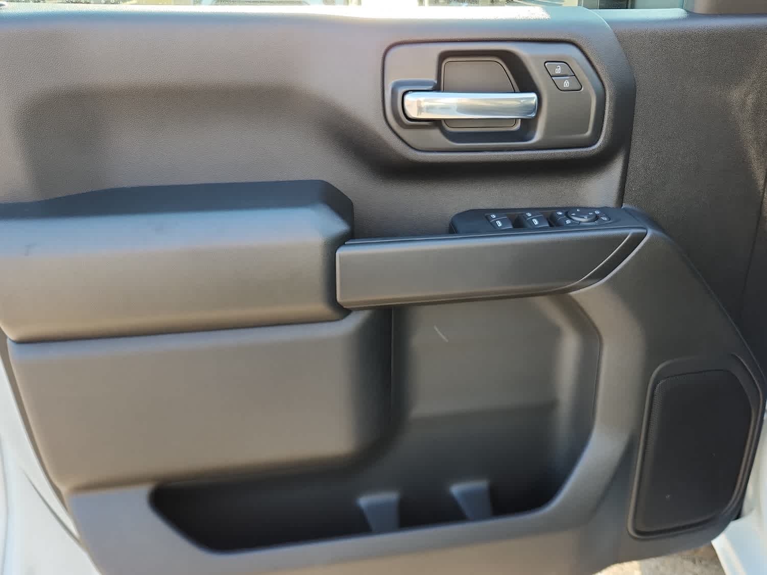 2025 GMC Sierra 3500HD Pro - Photo 9