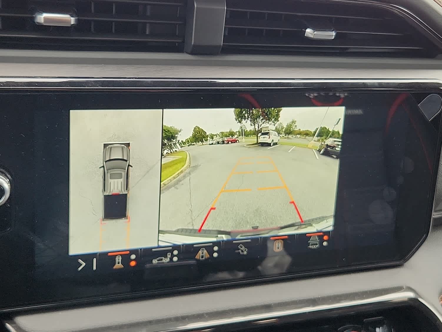 2025 GMC Sierra 1500 AT4 - Photo 17