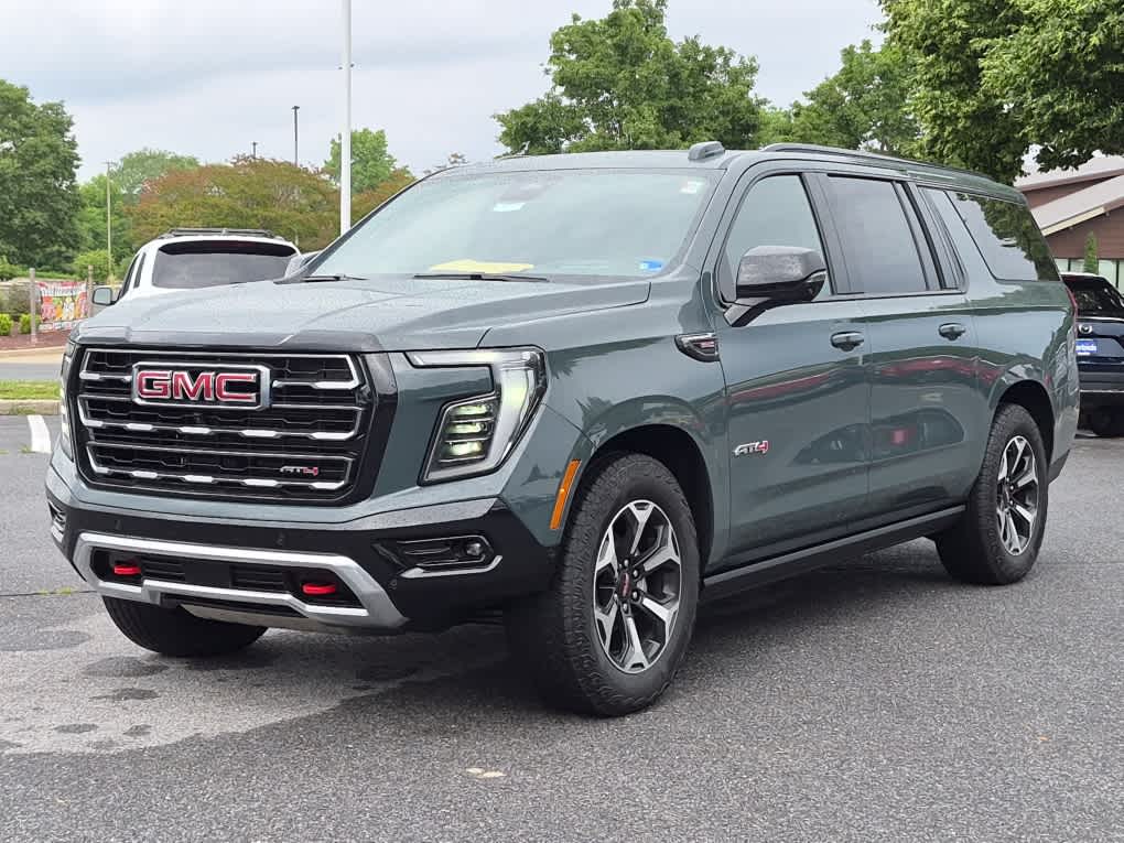 2026 GMC Yukon 4WD AT4's photo