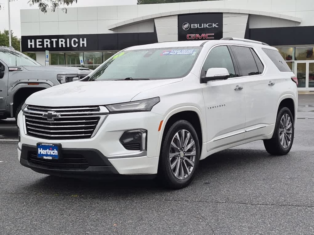 Used 2023 Chevrolet Traverse Premier SUV