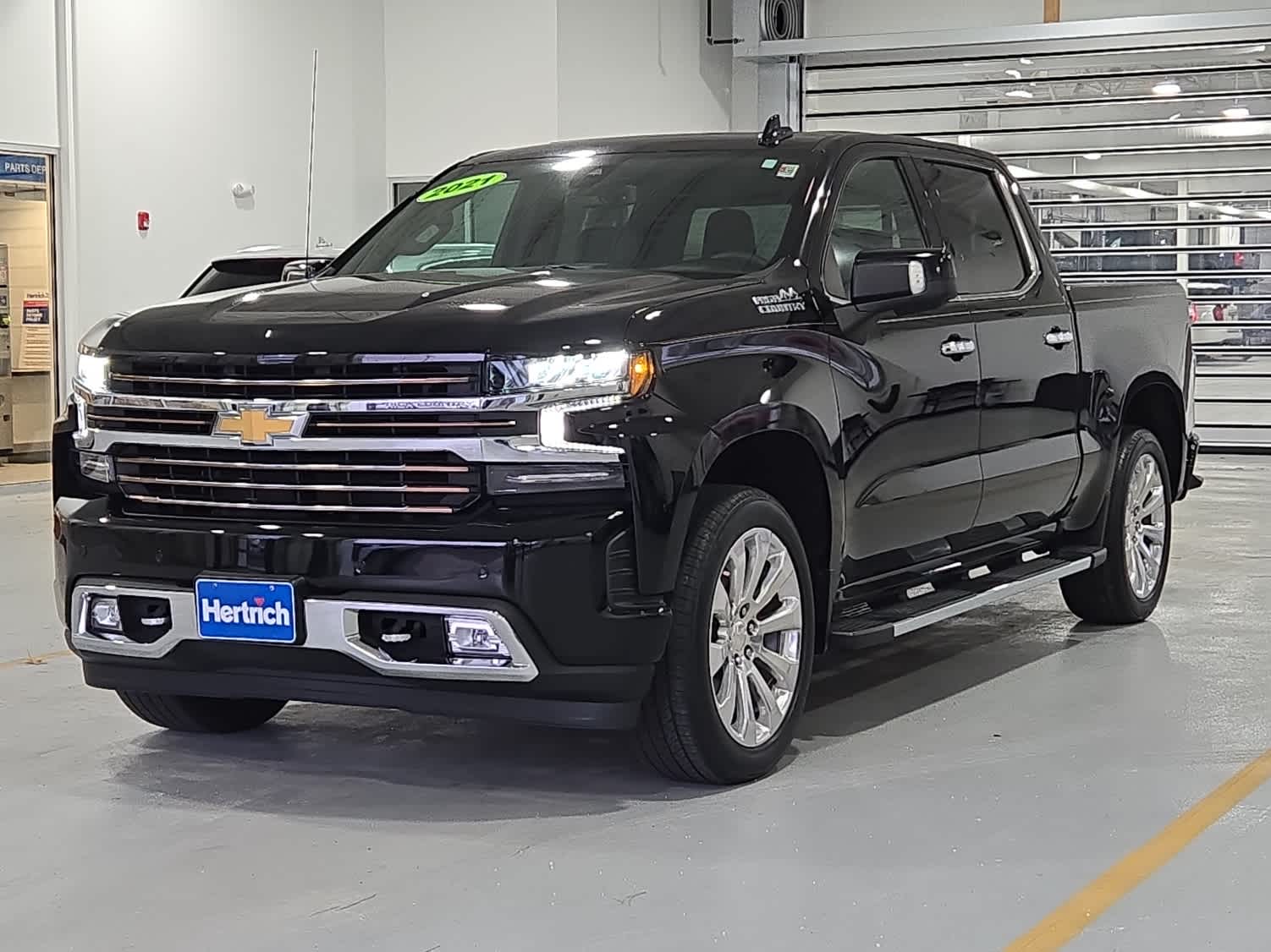 2021 Chevrolet Silverado 1500 High Country's photo