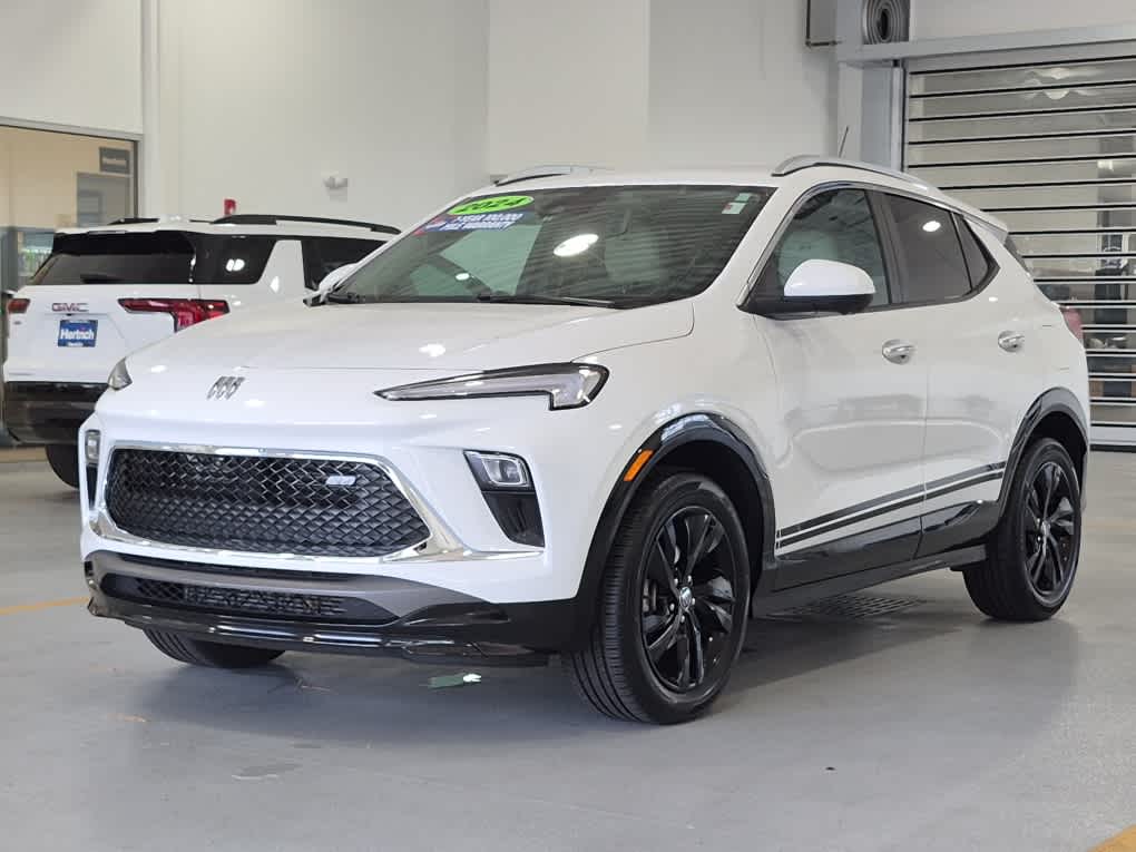2024 Buick Encore GX Sport Touring's photo