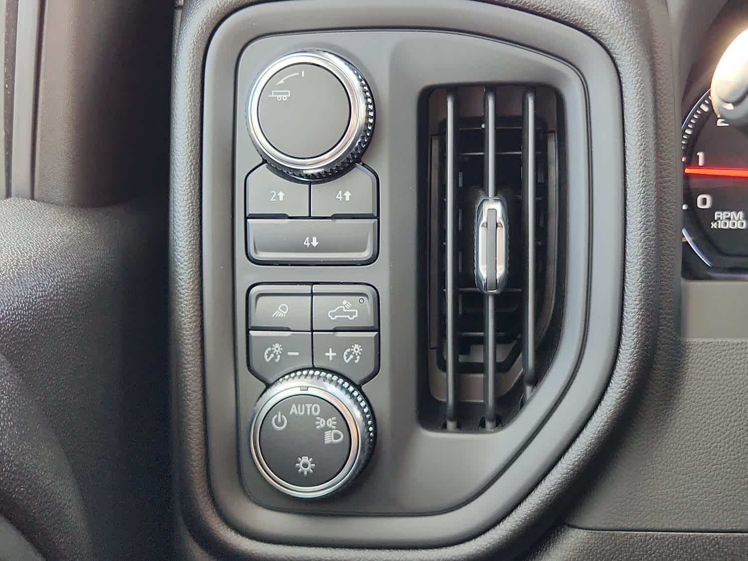 2025 GMC Sierra 2500HD Pro - Photo 16