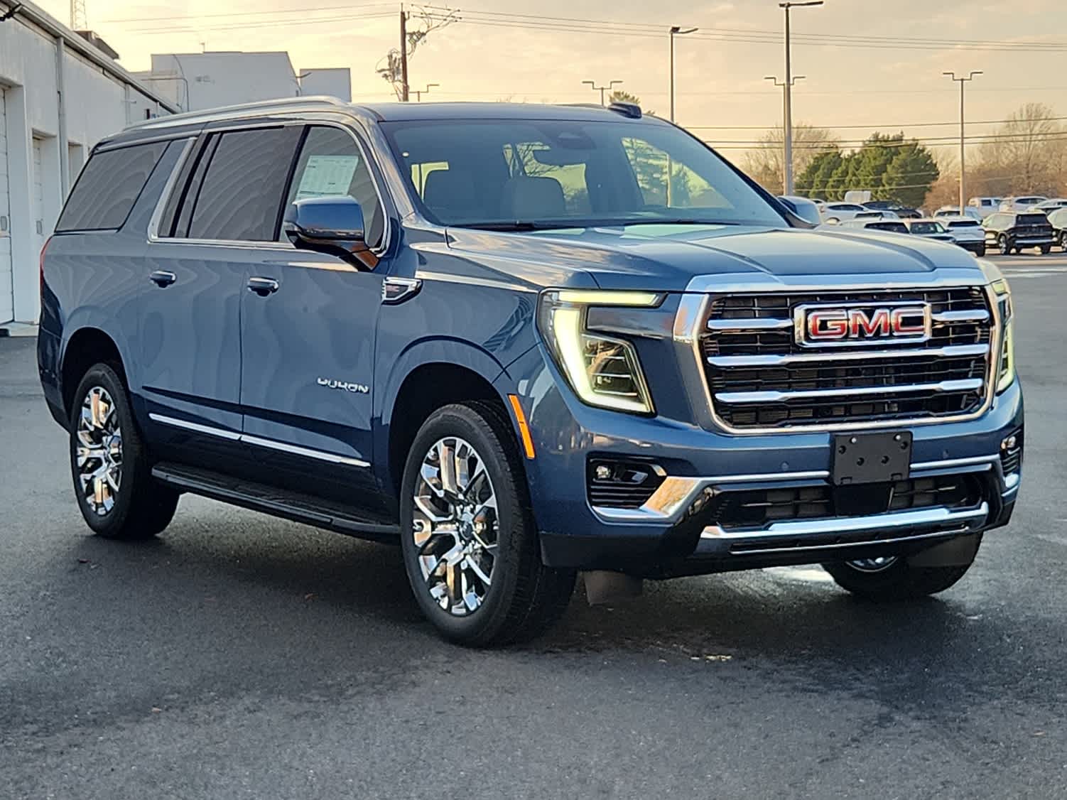 2026 Gmc Yukon XL photo 2