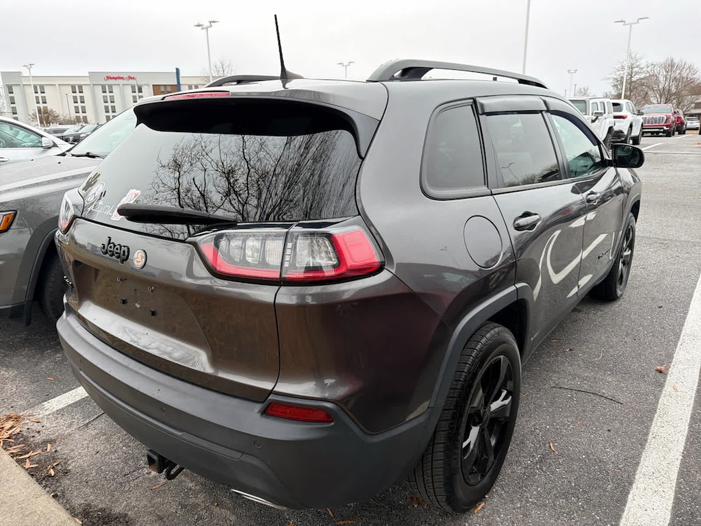 Used 2019 Jeep Cherokee Altitude