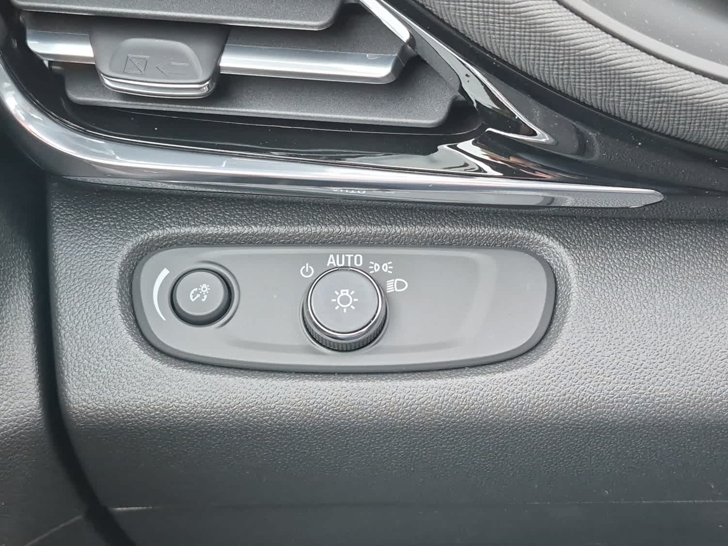 2026 Buick Envista Sport Touring - Photo 16