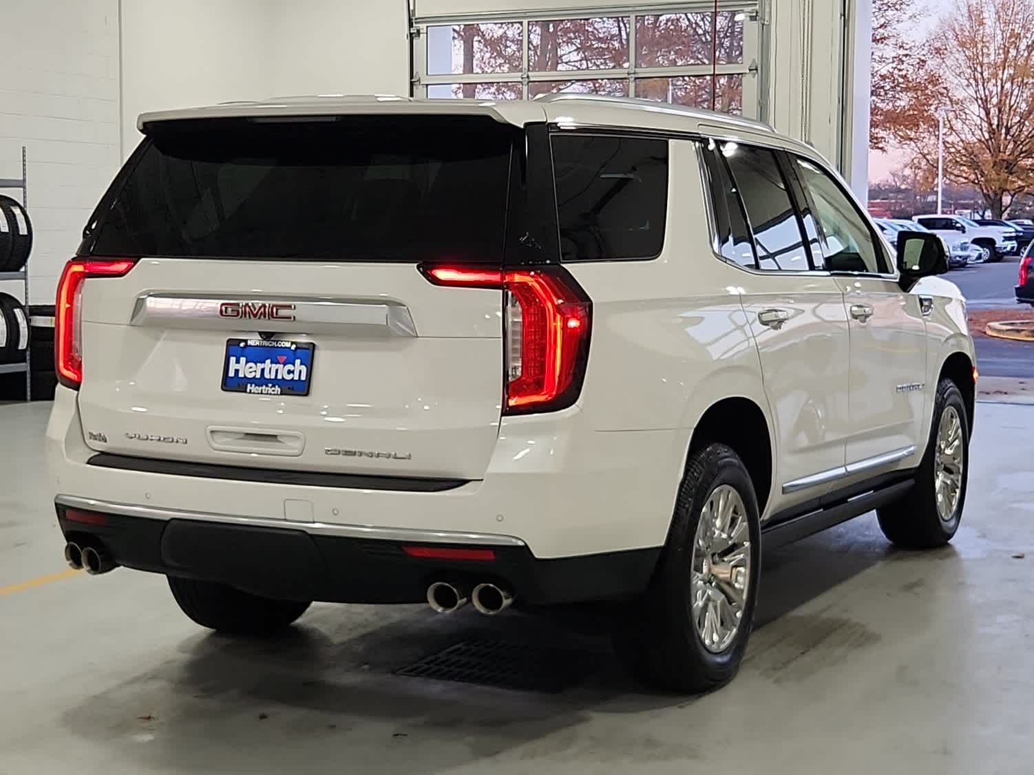 2022 Gmc Yukon Denali photo 3