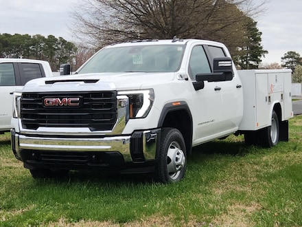 2025 GMC Sierra 3500 HD Chassis Cab Pro Truck
