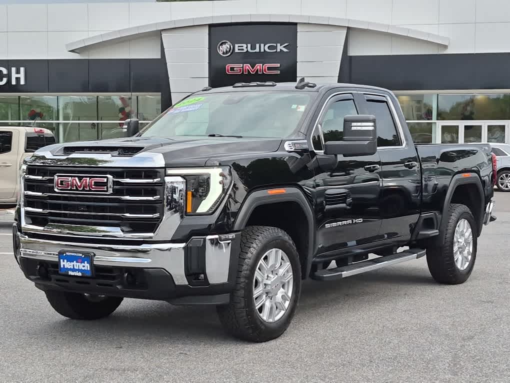 2024 GMC Sierra 4WD Double Cab Standard Box SLE's photo