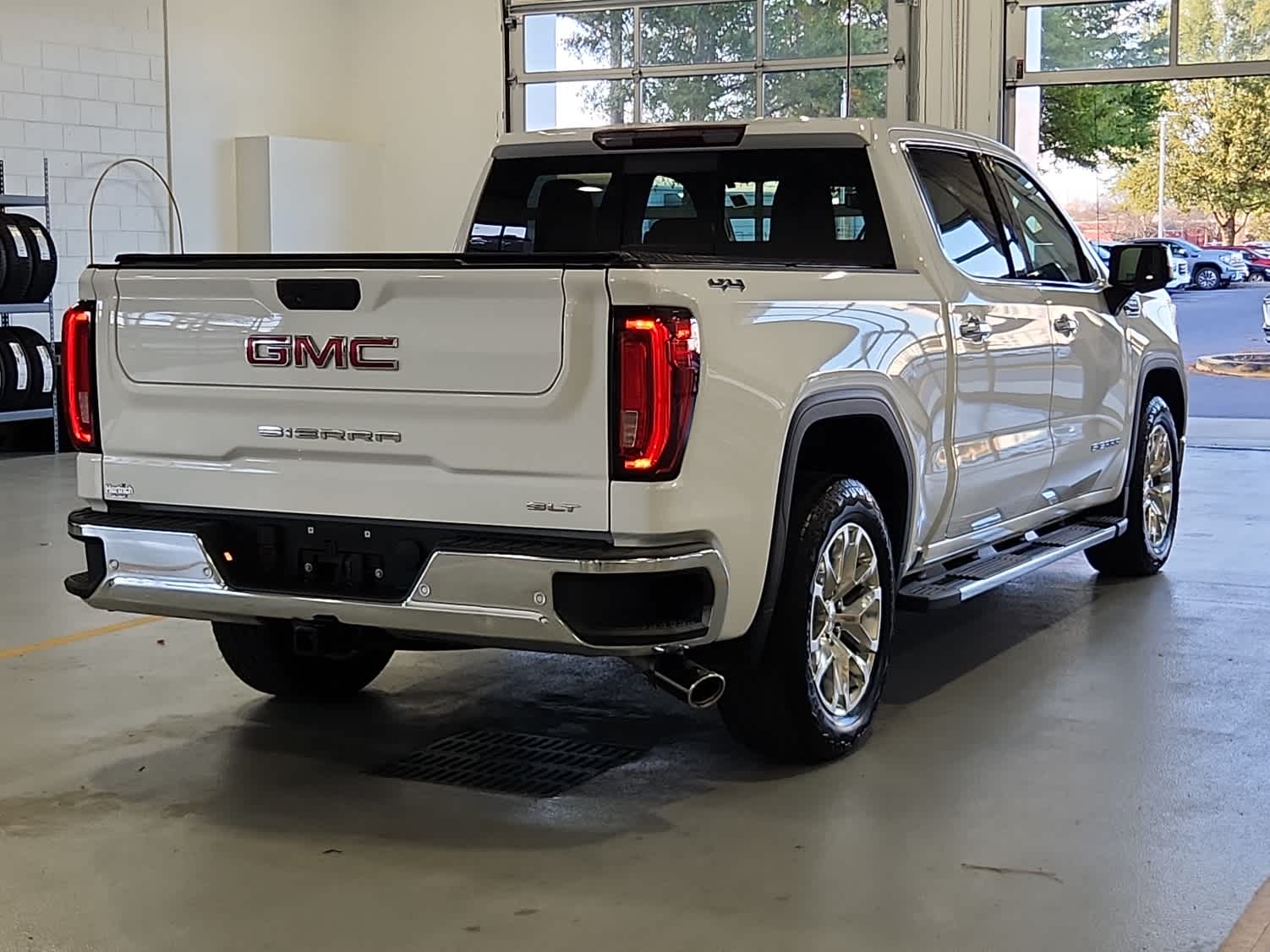2019 Gmc Sierra 1500 SLT photo 3